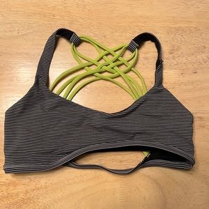 Lululemon bra - size 6